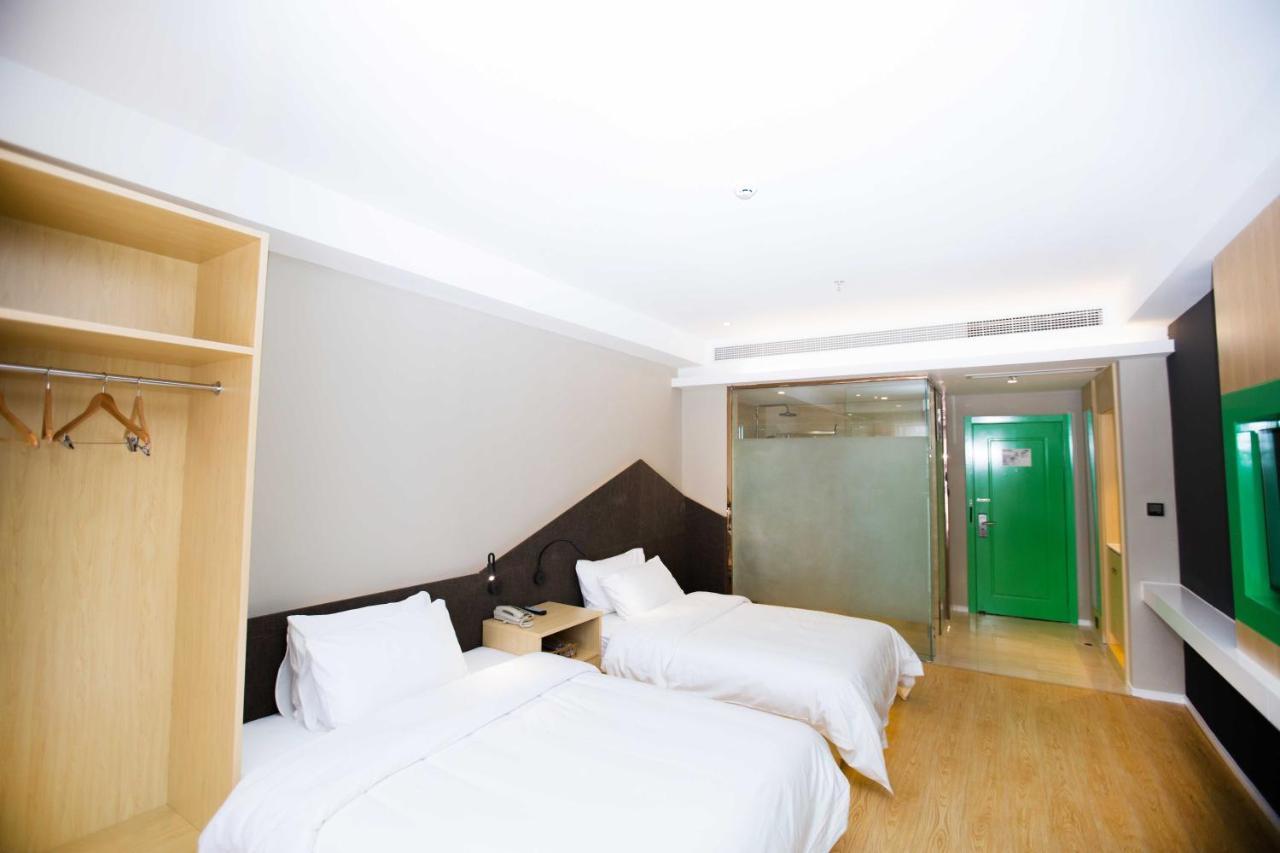 Ibis Styles Jingdezhen Cidu Avenue Hotel Exterior photo