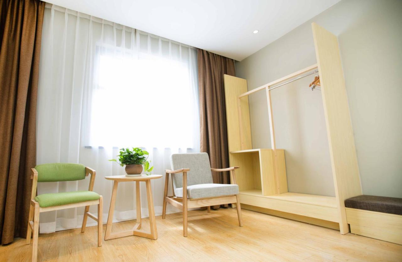 Ibis Styles Jingdezhen Cidu Avenue Hotel Exterior photo