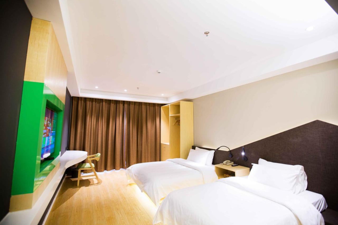 Ibis Styles Jingdezhen Cidu Avenue Hotel Exterior photo